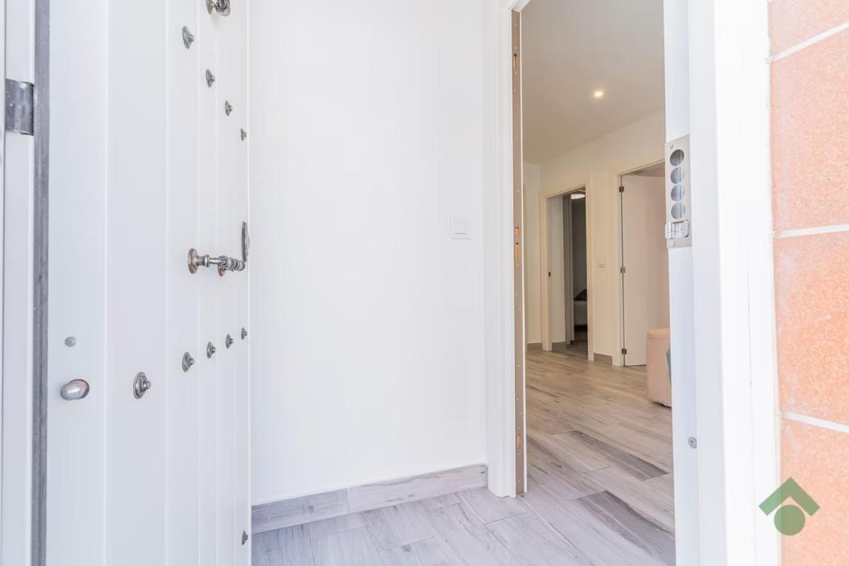 Apartamento Torre Vigia كونيل ذي لا فرونتيرا المظهر الخارجي الصورة